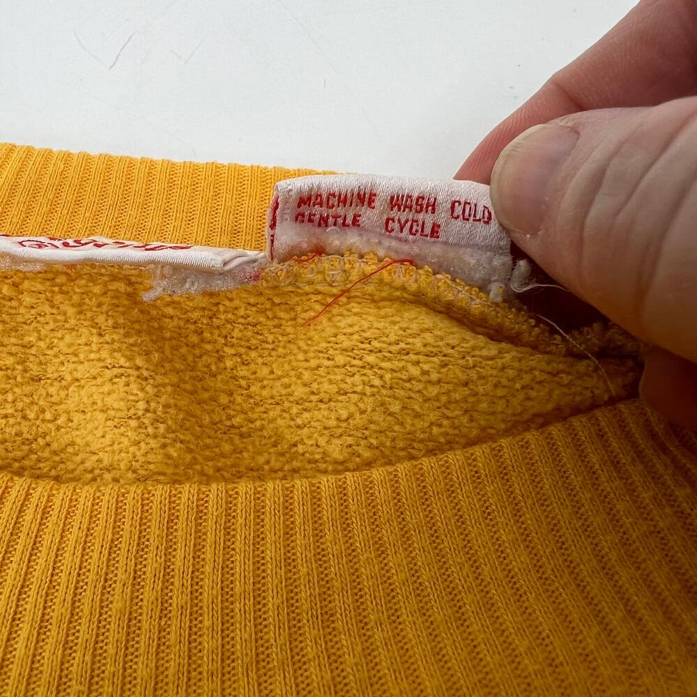 Vtg Nutmeg Mills Sweatshirt University of Washington Huskies Purple Gold UW M - Picture 9 of 12